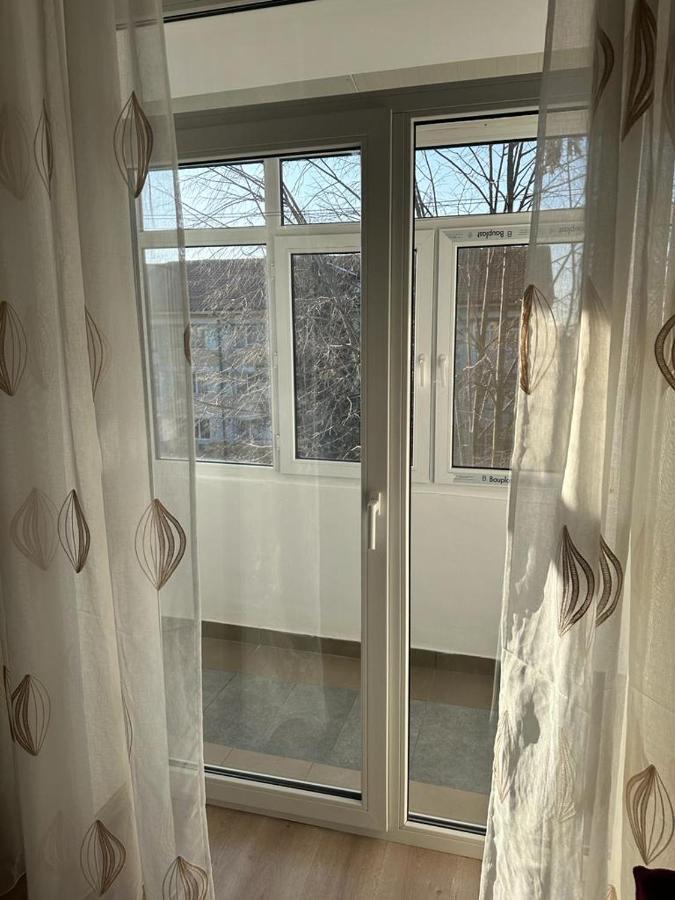 Velovan Apartment Craiova Eksteriør billede