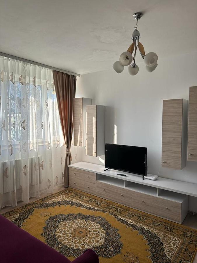 Velovan Apartment Craiova Eksteriør billede