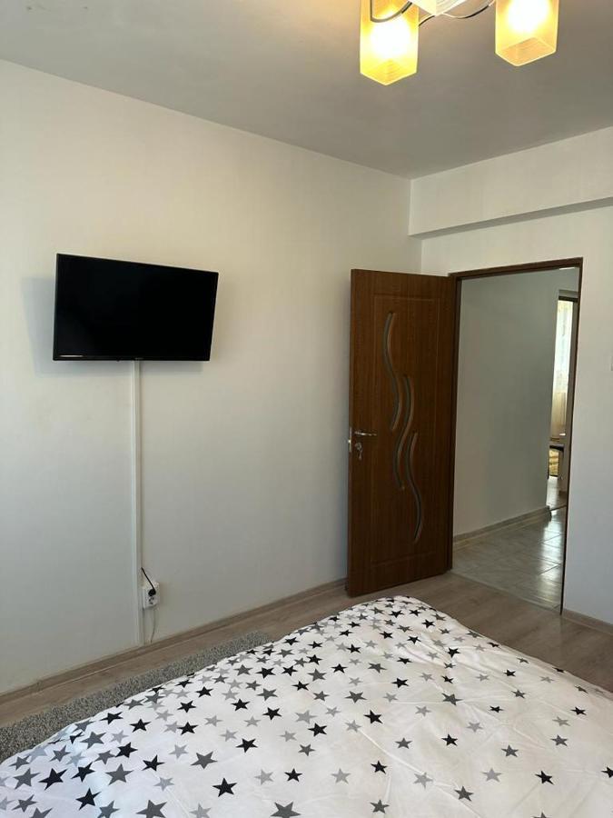 Velovan Apartment Craiova Eksteriør billede