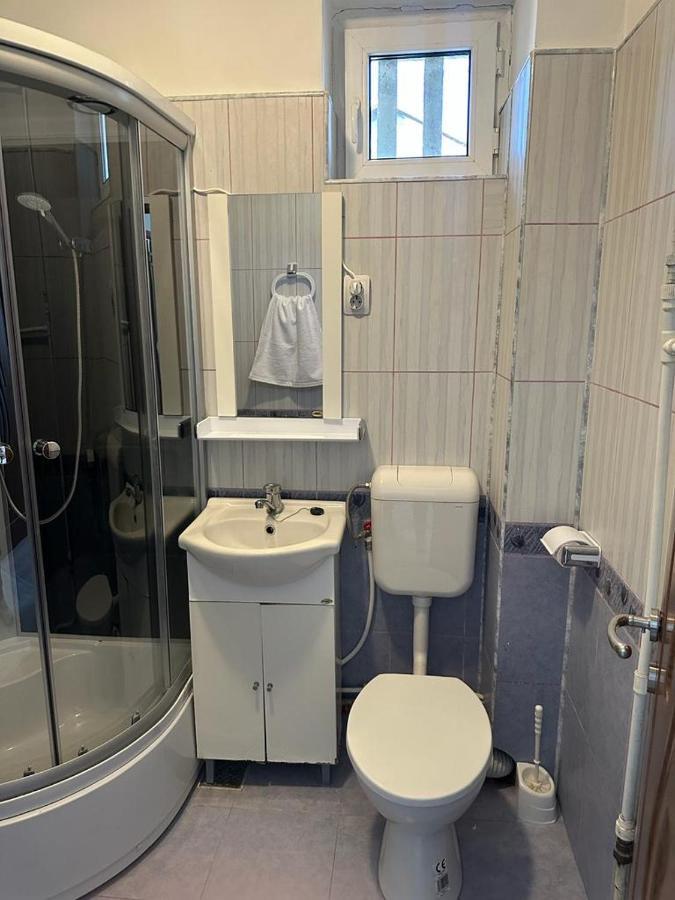 Velovan Apartment Craiova Eksteriør billede